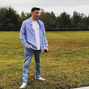 Meet your Posher, Kyle